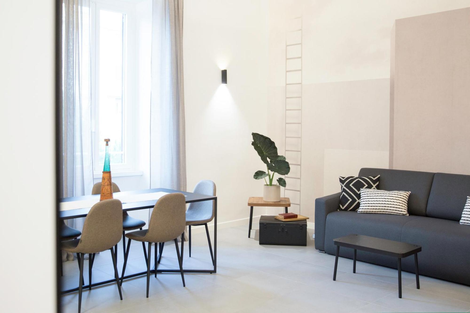 Re Di Roma Luxury Suite, Rome